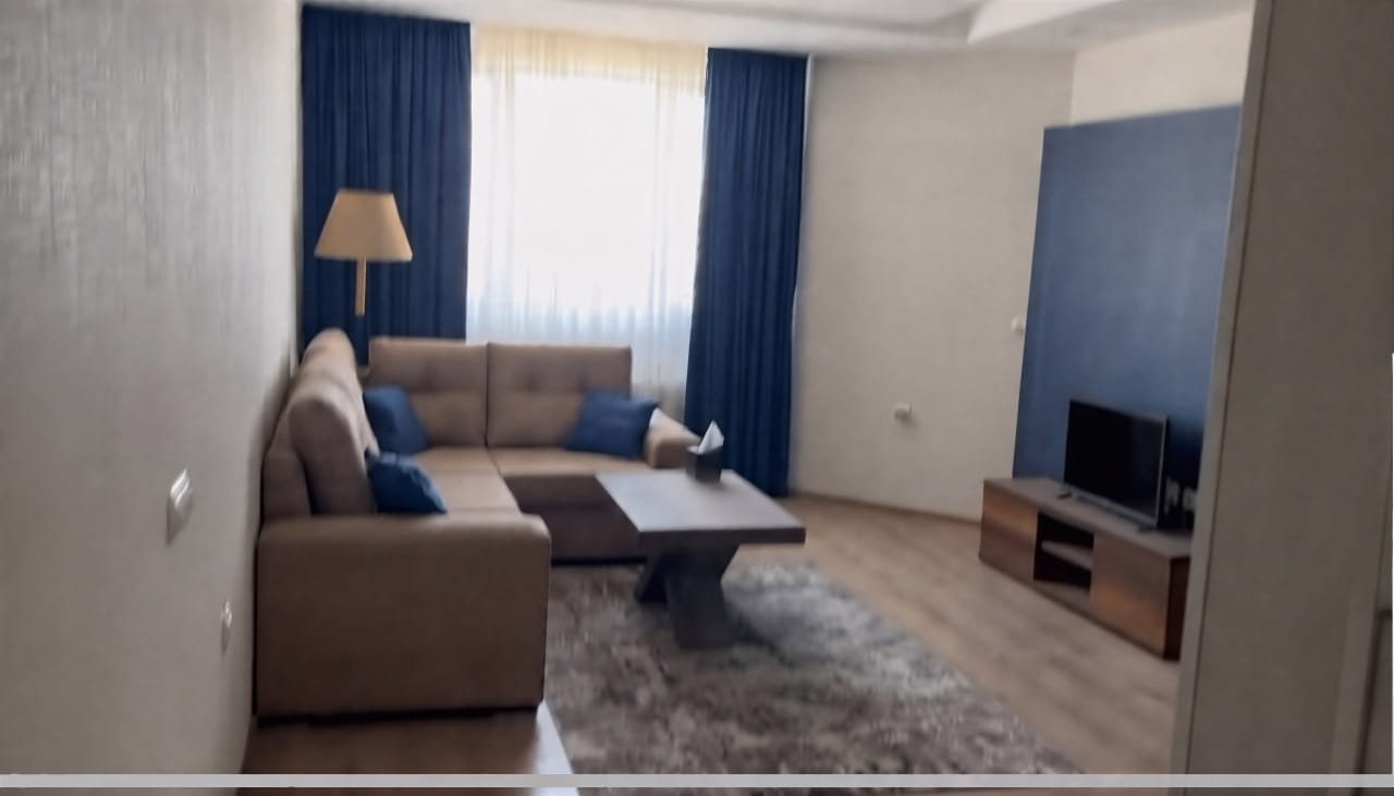 One bedroom for sale - Image 4