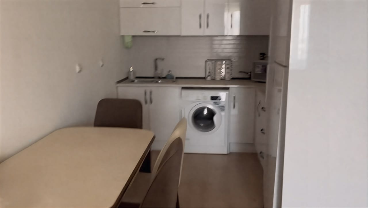 One bedroom for sale - Image 5